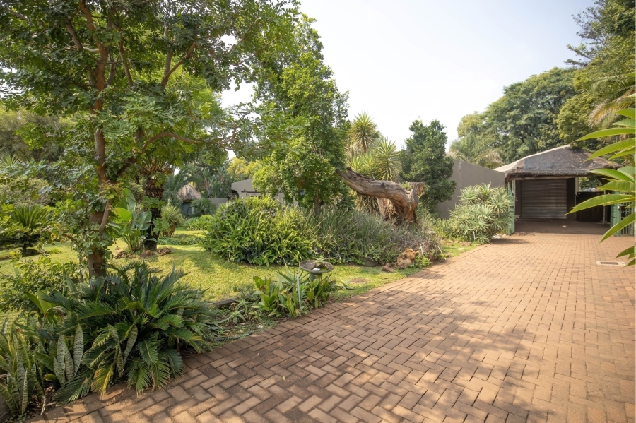 3 Bedroom Property for Sale in Meerhof North West